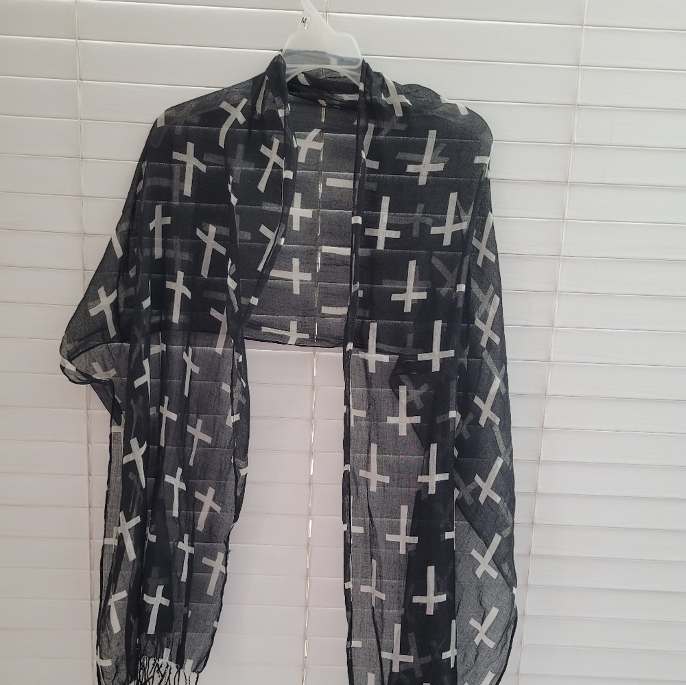 cross scarf